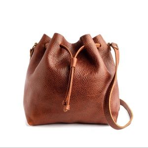Portland Leather Bucket Bag (Nutmeg)